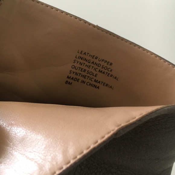Banana Republic Leather Ankle Boot - Picture 5 of 5